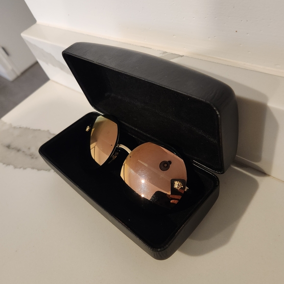 Versace Women's Rose Gold Round Sunglasses 59mm - Picture 6 of 6